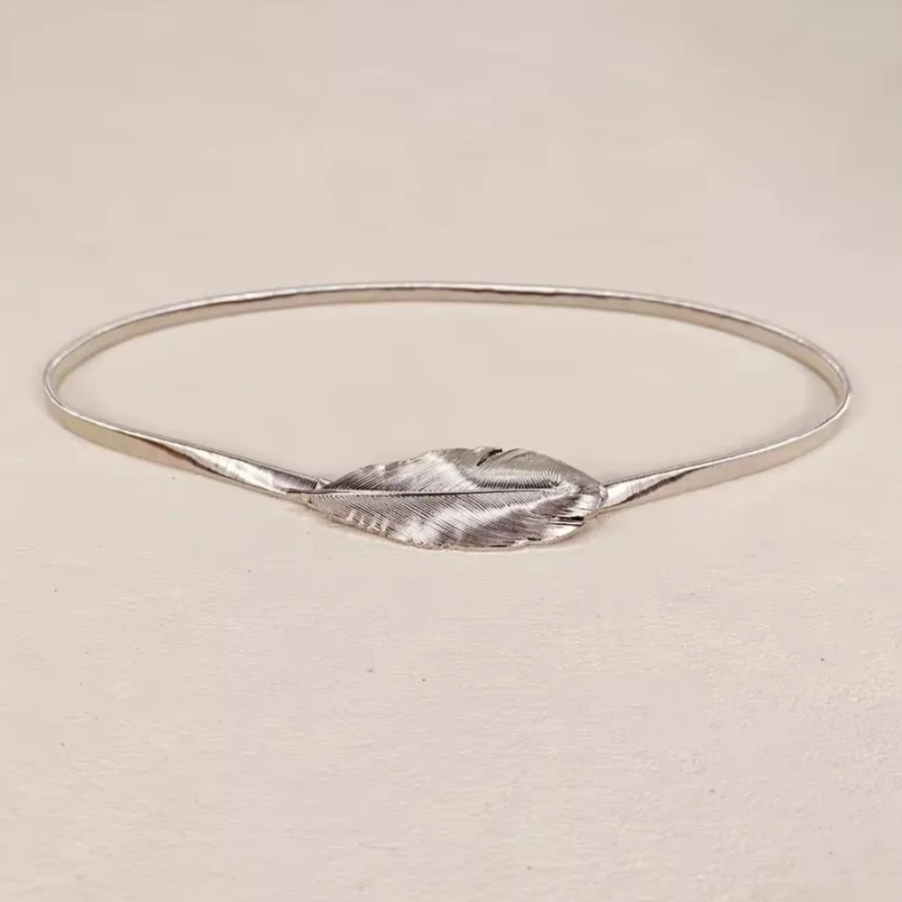 New Silver Leaf Skinny Stretch Belt | NWOT